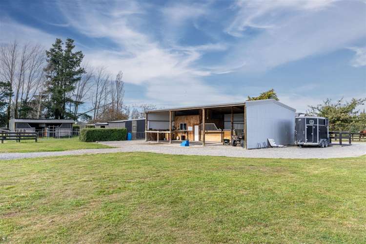 695 Essendon Road Darfield_16