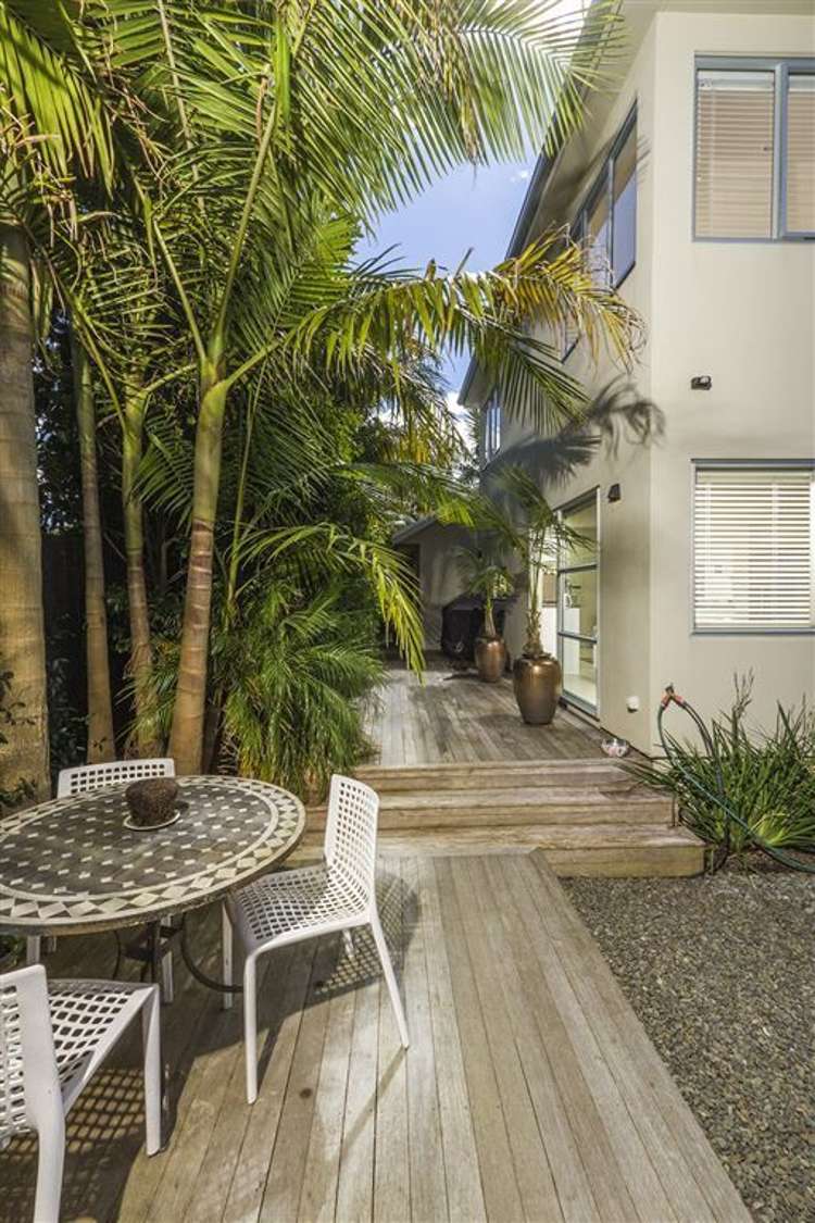 2/63 Selwyn Crescent Forrest Hill_43