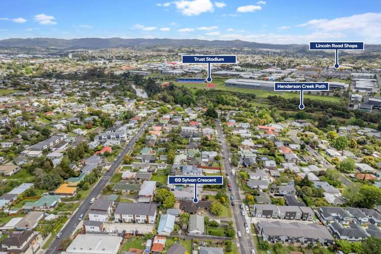 69 Sylvan Crescent Te Atatu South_22