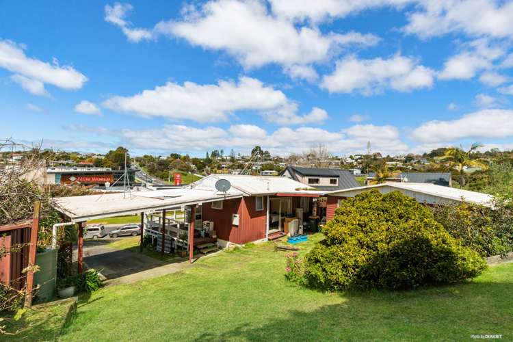 4 Beverley Road Stanmore Bay_13