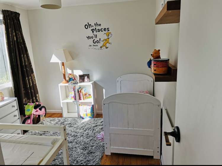 8 Shelley Street Titahi Bay_10