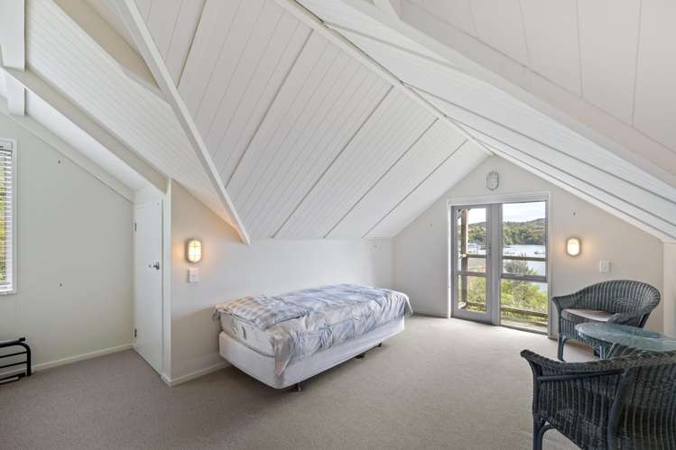 2a Petersons Hill Road Stewart Island_34