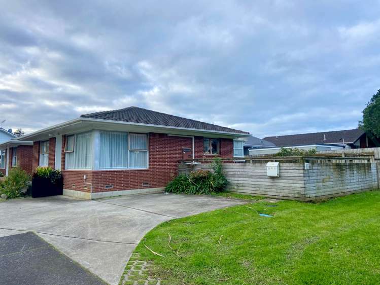 1/80 Moore Street Hillcrest_14