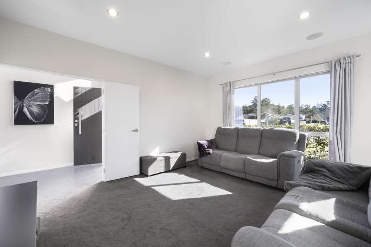 12 Kahika Grove Huapai_9