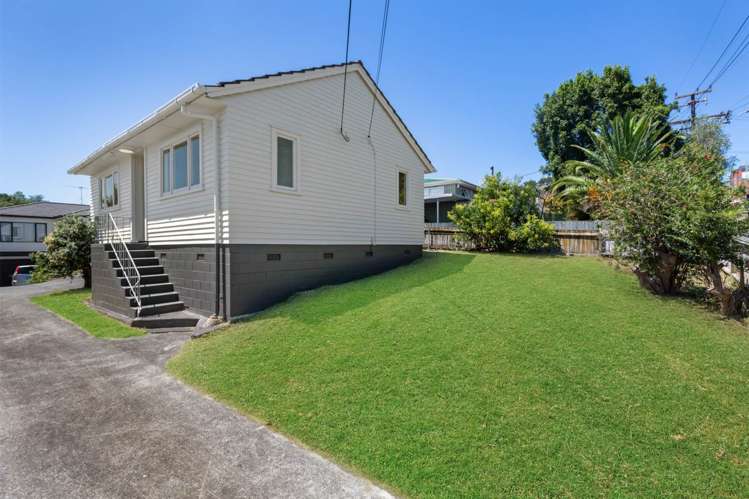 17a Kereru Street Henderson_21