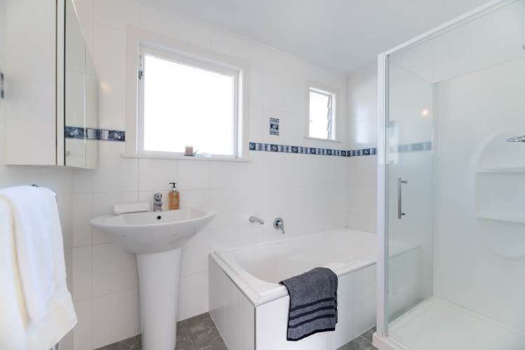 86 Terry Street Blockhouse Bay_11