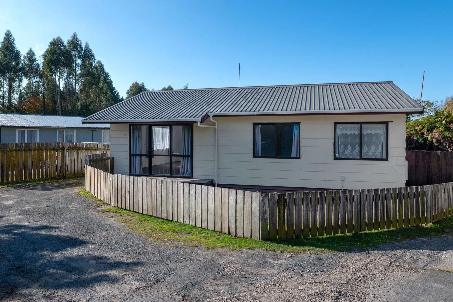 33C Edmund Road Mangakakahi_0