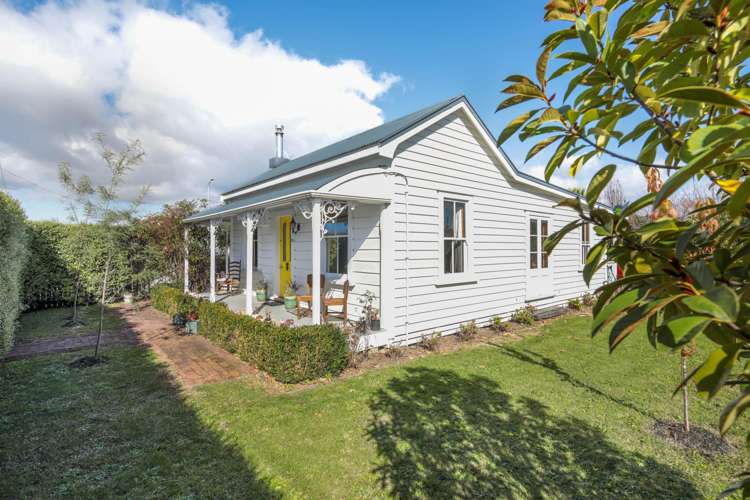 24 Dillons Point Road Islington_28