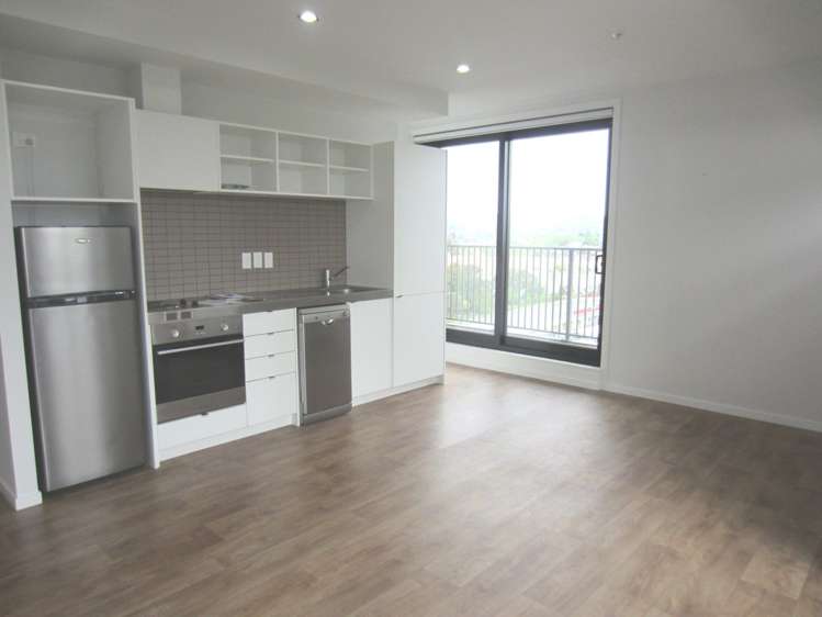 808/20 Mccrae Way New Lynn_4