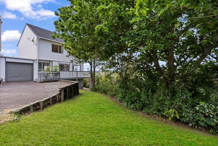 2/104 Arran Road Browns Bay_1