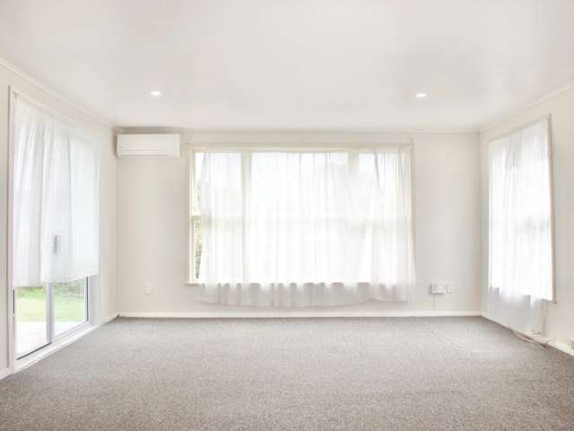  37 Pearl Baker Drive Ōtara_3