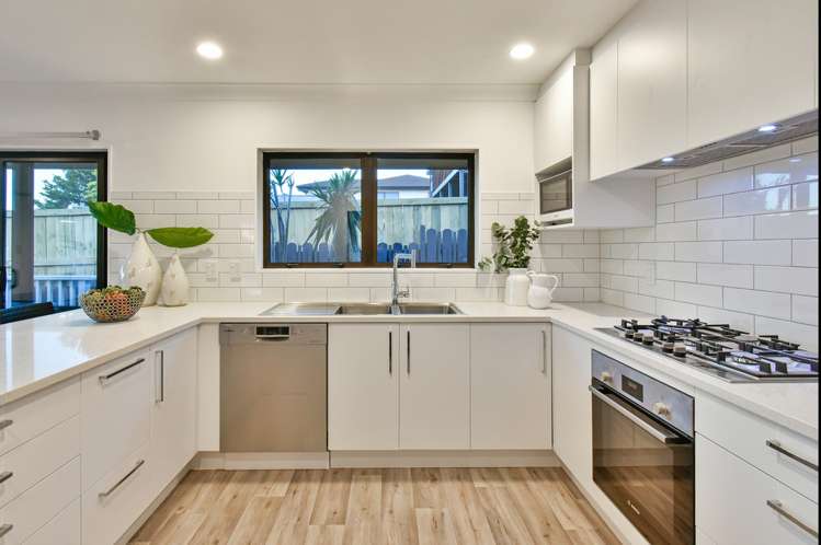 70 Eugenia Rise Totara Heights_6