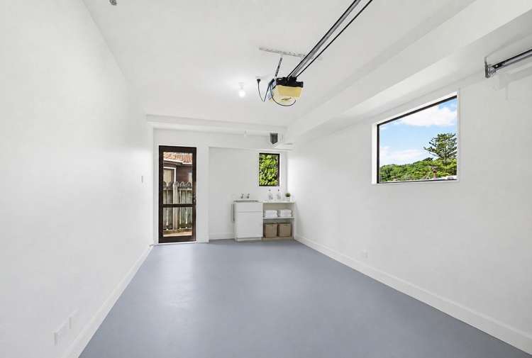 2/4 Richard Street 1360_11