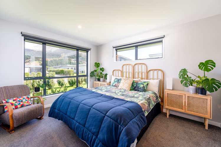 7 Pennycook Place Lake Hawea_7