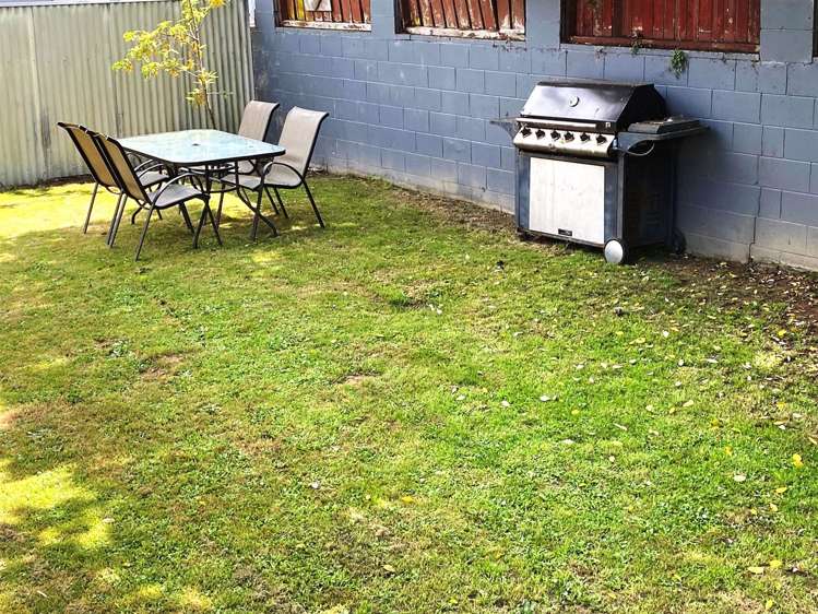 2/17 Onslow Road Papakura_6