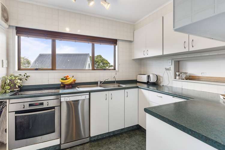 1/9 Feltwell Place Mangere Bridge_11