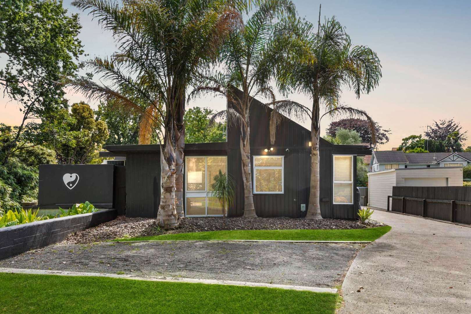 95A Anzac Parade 1236 Whanganui Houses for Rent One Roof