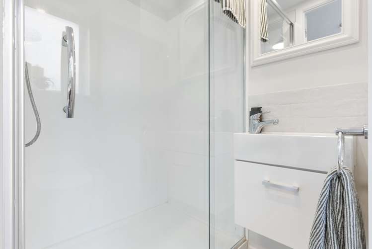 20 Ripon Crescent Meadowbank_17