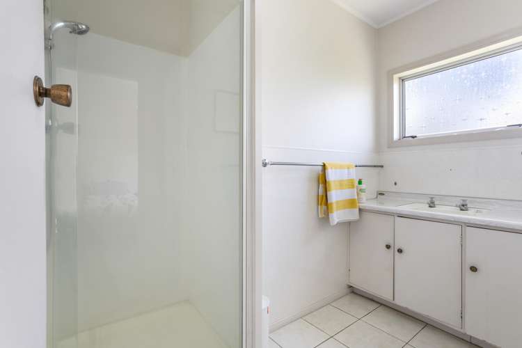 100 Charleston Avenue Whangamata_16