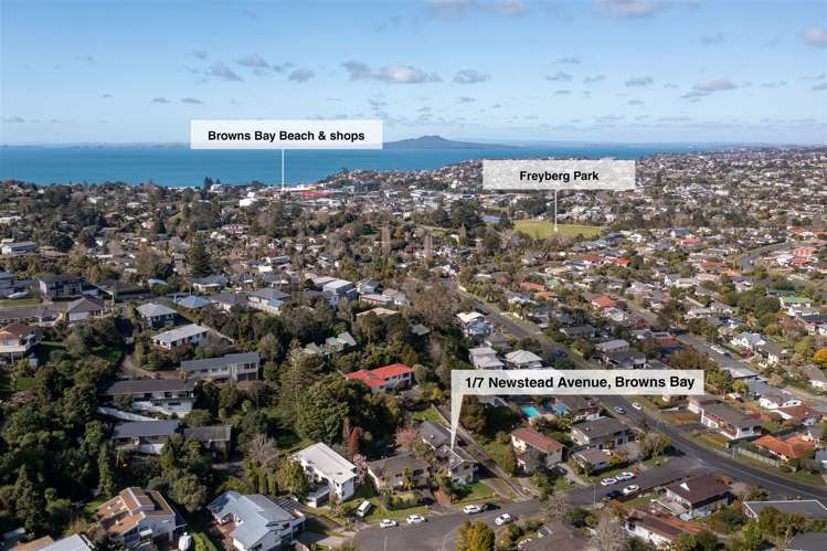 1/7 Newstead Avenue Browns Bay_10