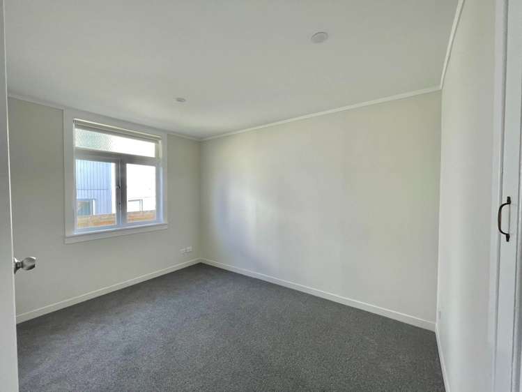 13 Reid Road New Lynn_9