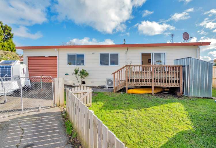 12 Meadowvale Rise Titirangi_2