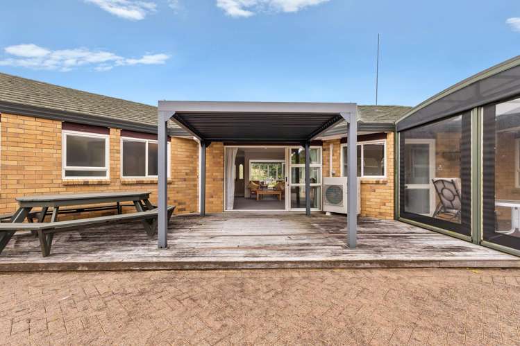 20 Cloverfields Drive Waimauku_24