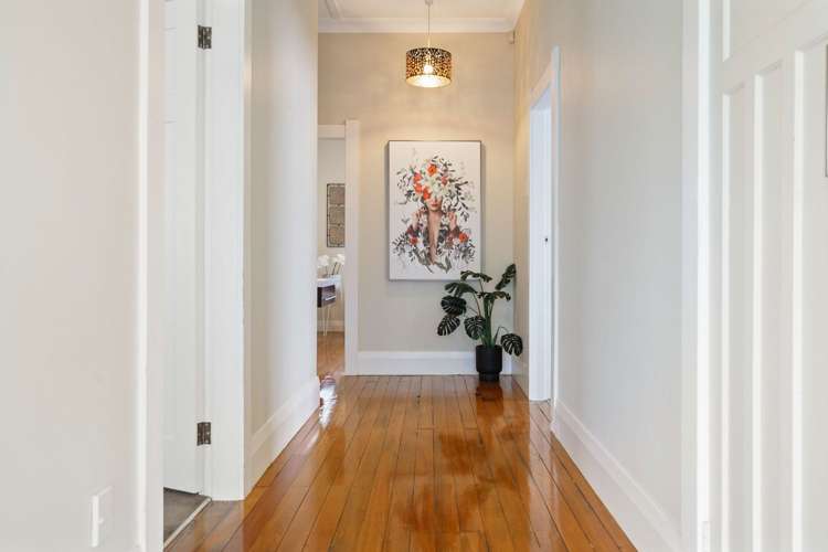 3 Bernard Street Avenues_8