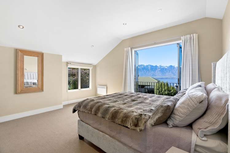 34b Greenstone Place Fernhill/Sunshine Bay_11
