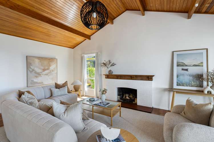 25 Whitby Crescent Mairangi Bay_35