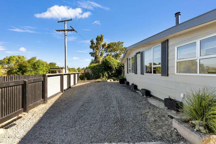 47 Kings Avenue Waikuku Beach_1