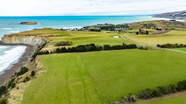 1553 Happy Valley Road Motunau_12