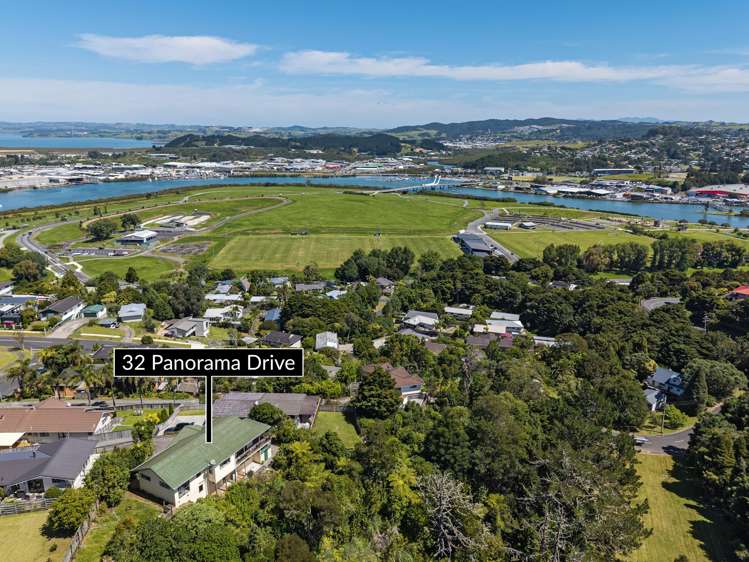 32 Panorama Drive Parahaki_15