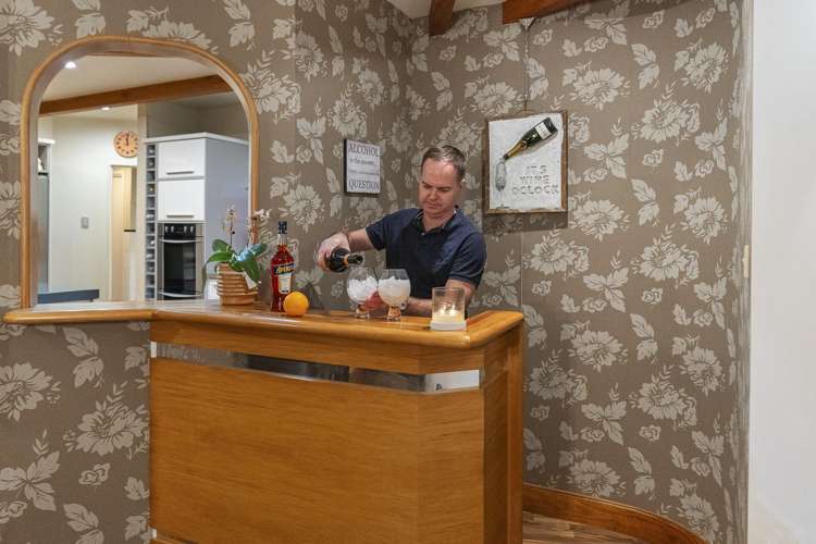 647 Plymouth Road Koru_12