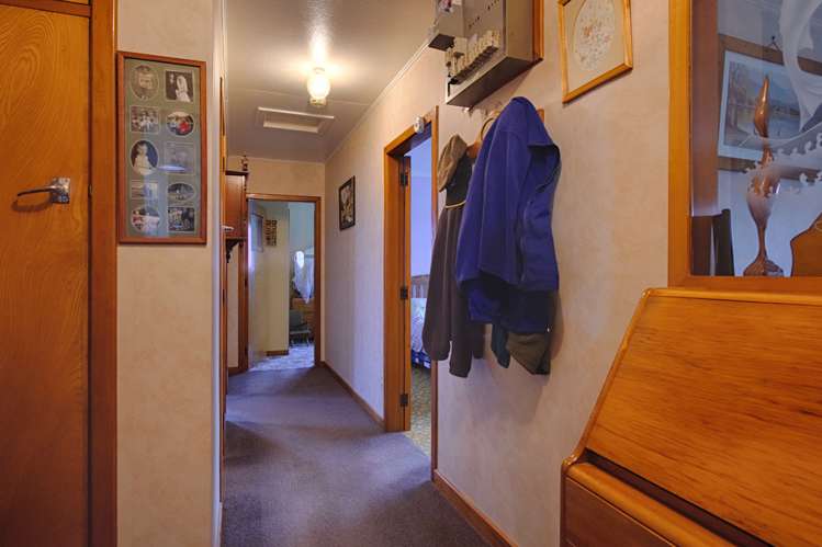 8 Cover Street Lumsden_12