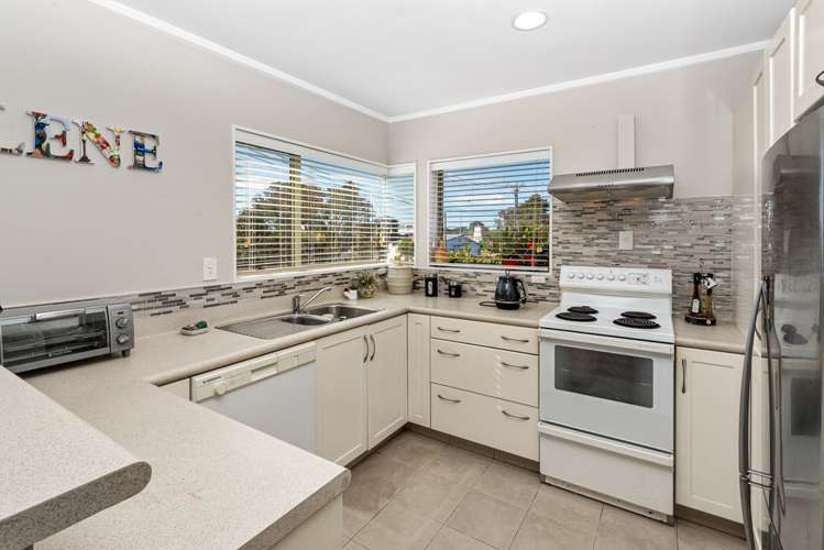 1/8 Gilfillan Street Blockhouse Bay_12