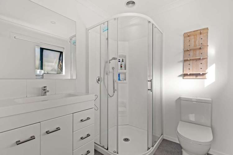 7 Tuaia Street Pyes Pa_11