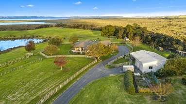 68D Tuparekura Road, South Head_3