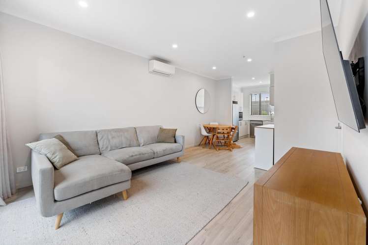 24 David Carnegie Road Hobsonville_4