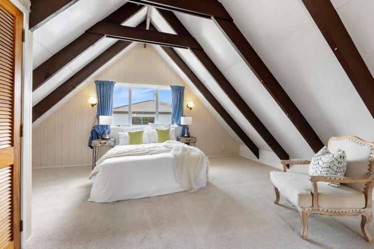 43a Beach Road Stanmore Bay_10