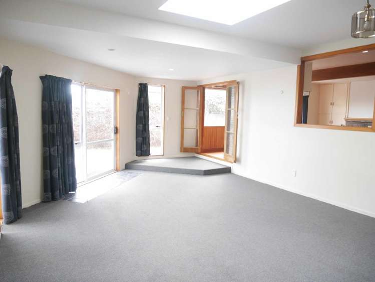 79 Marshland Road Shirley_5