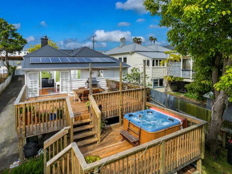 104 Calliope Road Stanley Point_17