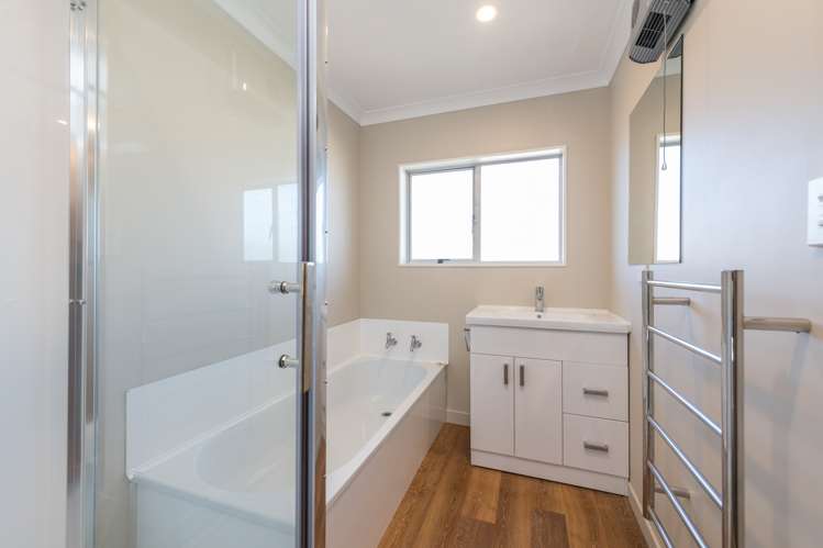 2/13 Gladstone Road Richmond_4