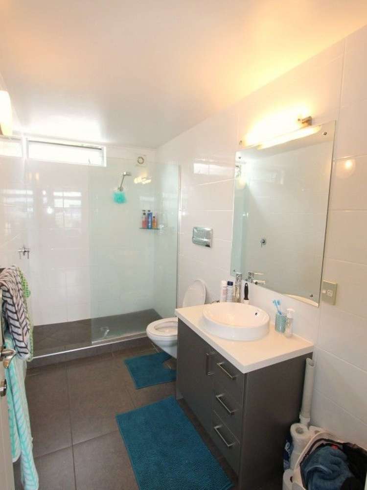 4/300 Lake Terrace Taupo_9