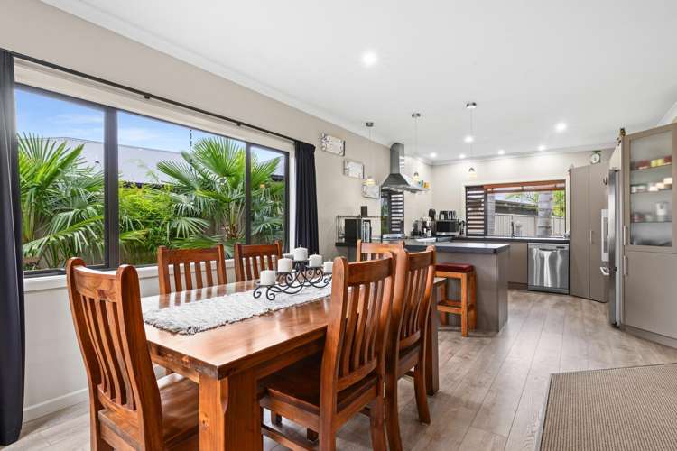 6 Lowry Place Frimley_5