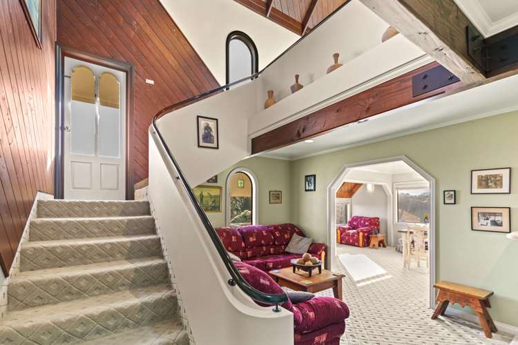 22 Shakespeare Road Bastia Hill_8