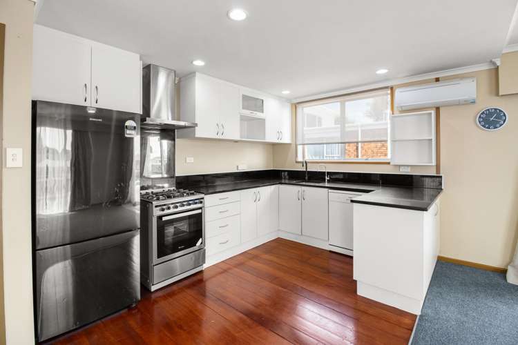 303A Devon Street West New Plymouth Central_1