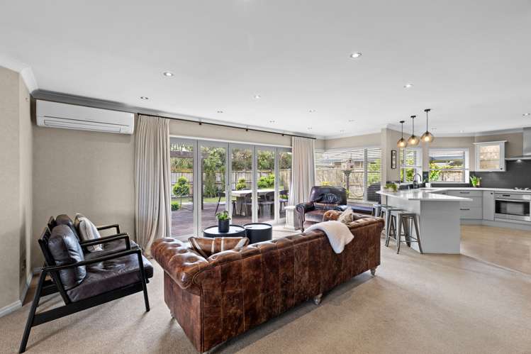 21 Liberty Grove Kelvin Grove_13