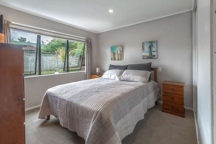 12 Skybird Place Glen Eden_3