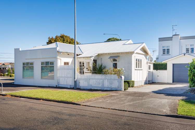 3 Saint Johns Avenue Palmerston North Central_23